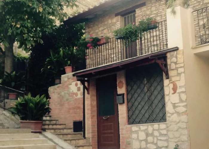 Residenza Etrusca * Pianello (Umbria)